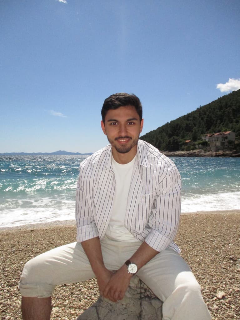 Abdul — Founder of Fluxion, restaurant marketing agency